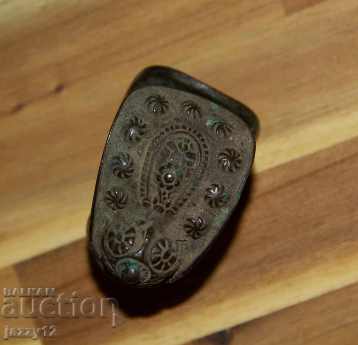 Old bronze slingshot bracelet - 7