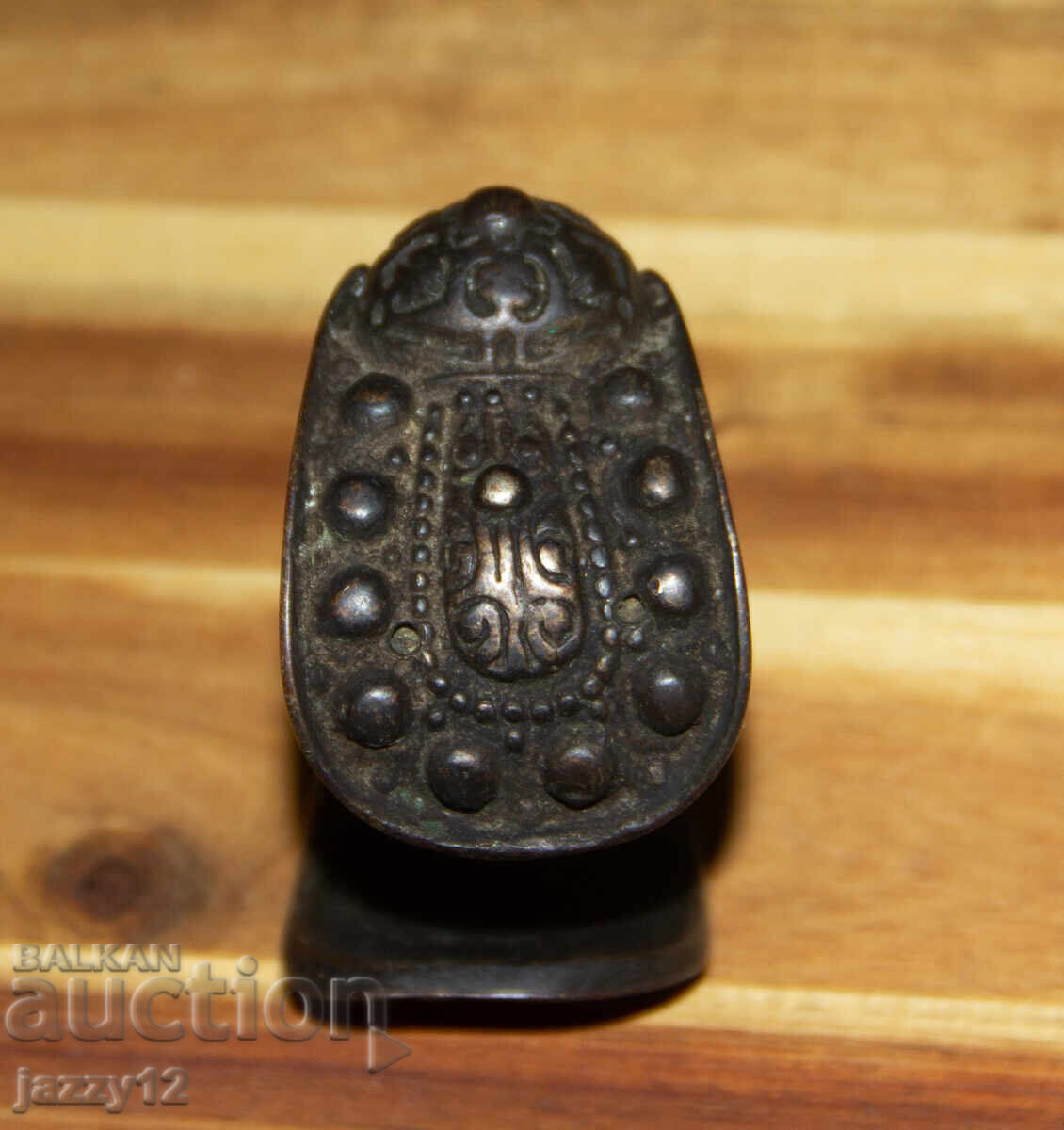 Παράδοση Παλιά μπρούτζινη βραχιόλι σφεντόνα