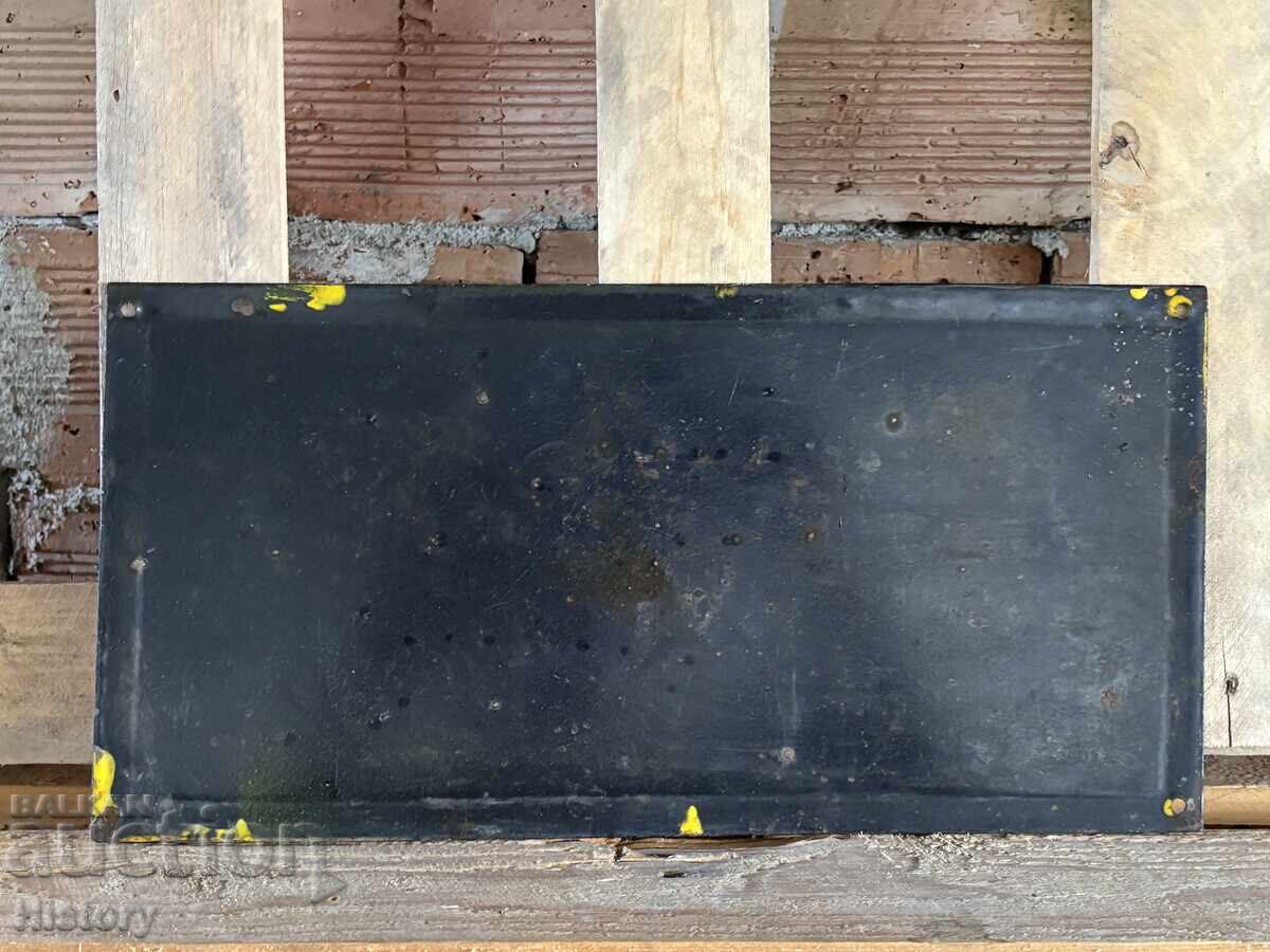 Auction Enamel plate Auction Enamel plate