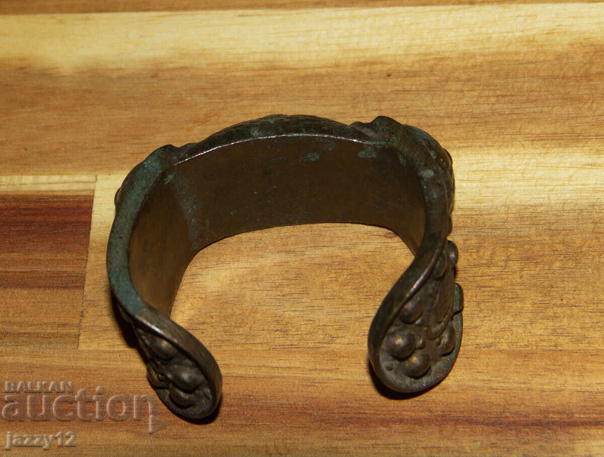 Old bronze bracelet slingshot with cross - 5