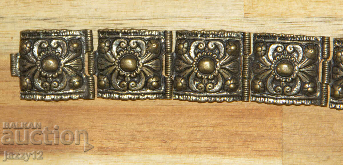 Delivery of Old traditional silver bracelet