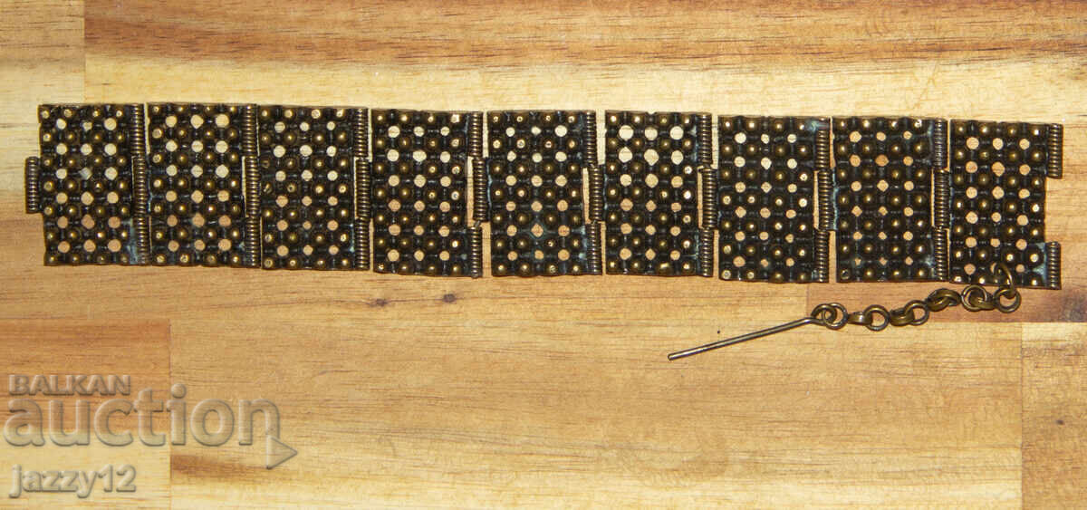 Auction  Old traditional bronze bracelet