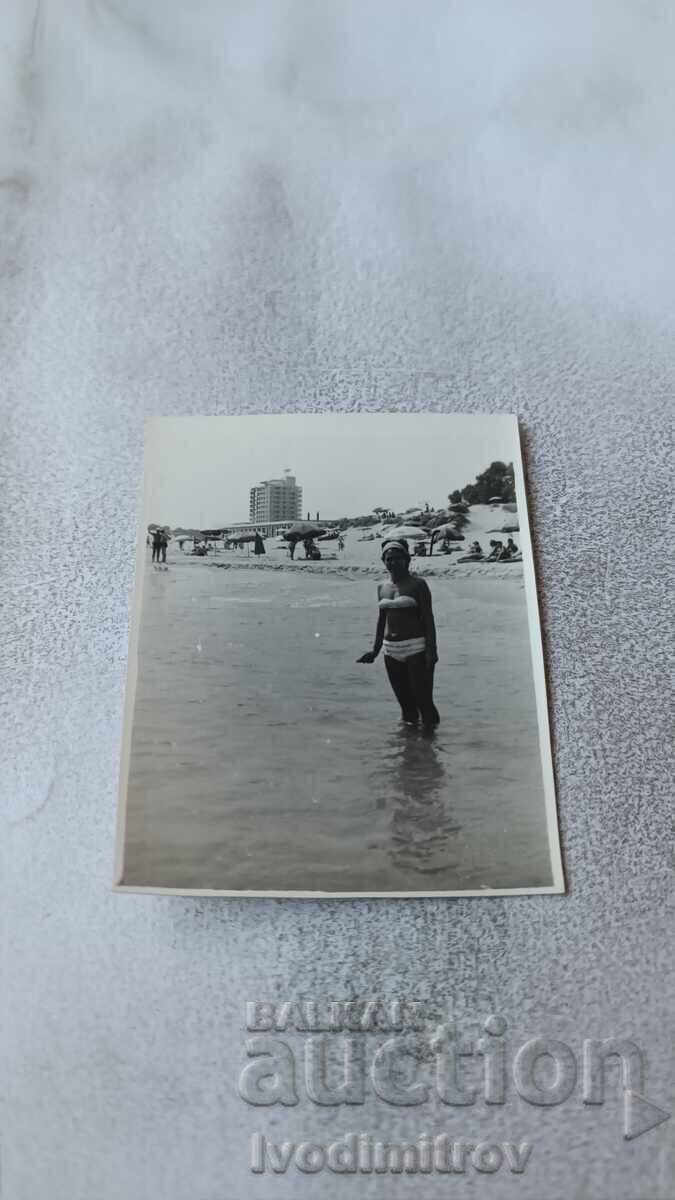 Foto Femeie pe plajă