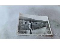 Снимка Младо момиче в реката