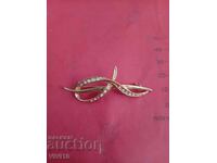 Antique brooch with gold plating