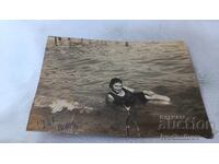 Fotografie Varna, fată tânără pe malul mării, 1927