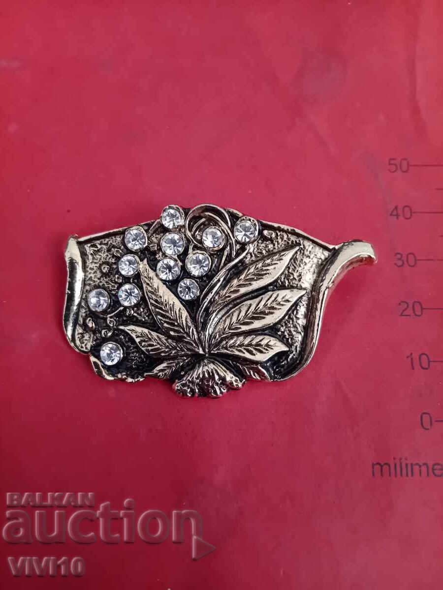 Αντίκα καρφίτσα με πέτρες