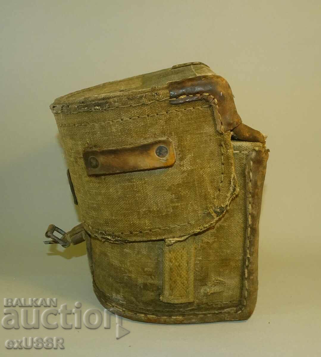 Παλιό στρατιωτικό κουτί από οπτικό σκοπευτικό όργανο με τιμή 40.00 BGN | € 20.45