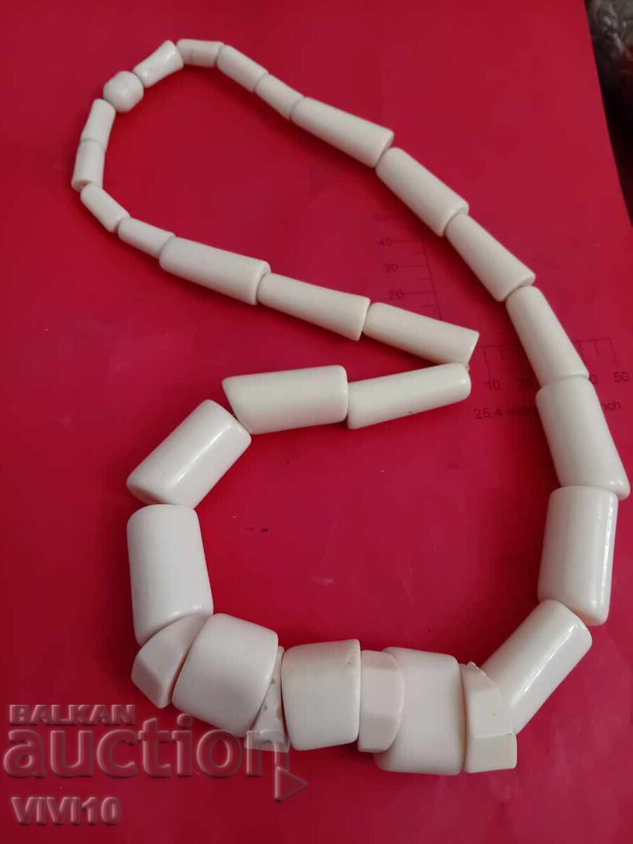 Antique bone necklace with price 50.00 BGN | € 25.56 Antique bone necklace with price 50.00 BGN | € 25.56