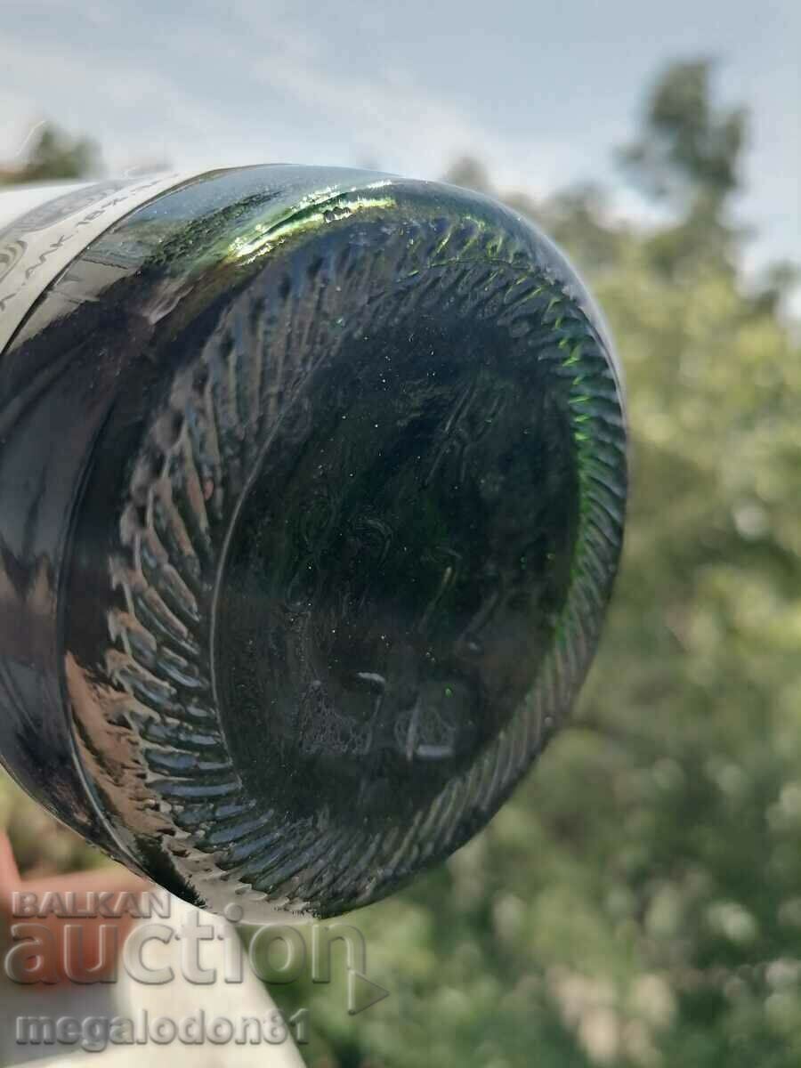 Δημοπρασία Παλιό μπουκάλι λευκό κρασί για συλλογή - Βάρνα