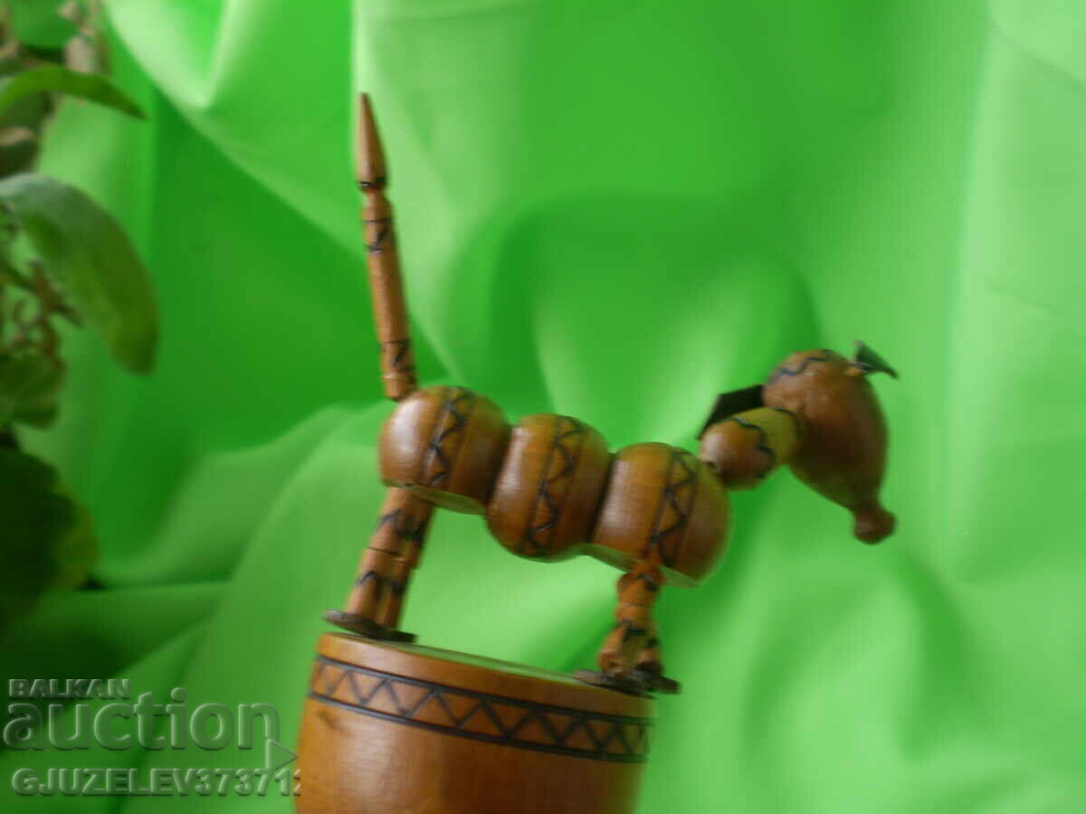 Δημοπρασία Παλιό ξύλινο παιχνίδι Γαϊδουράκι κουνάει ουρά, κουνιέται