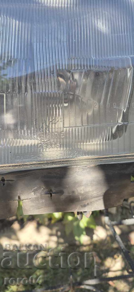 Delivery of MERCEDES - MERCEDES 124 - HEADLIGHT Delivery of MERCEDES - MERCEDES 124 - HEADLIGHT