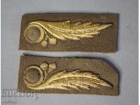 Vechi epoleți generali și ofițeri militari cu fir pentru uniformă