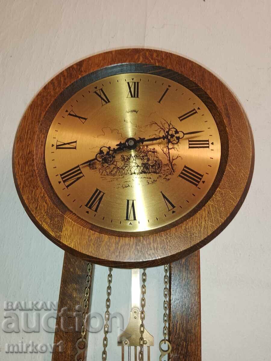 Delivery of Large wall clock
