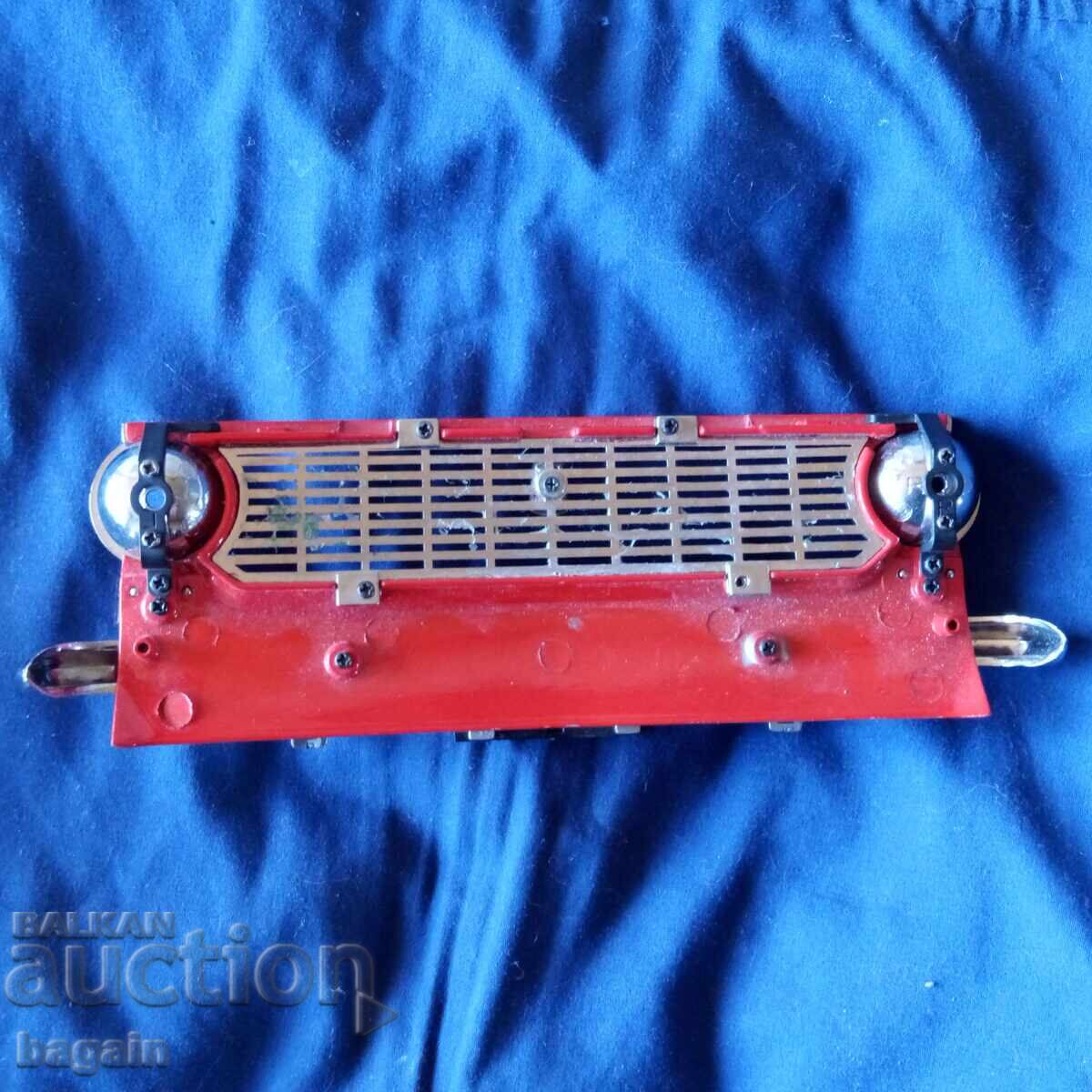 Δημοπρασία Ζιγκουλί, Λάντα