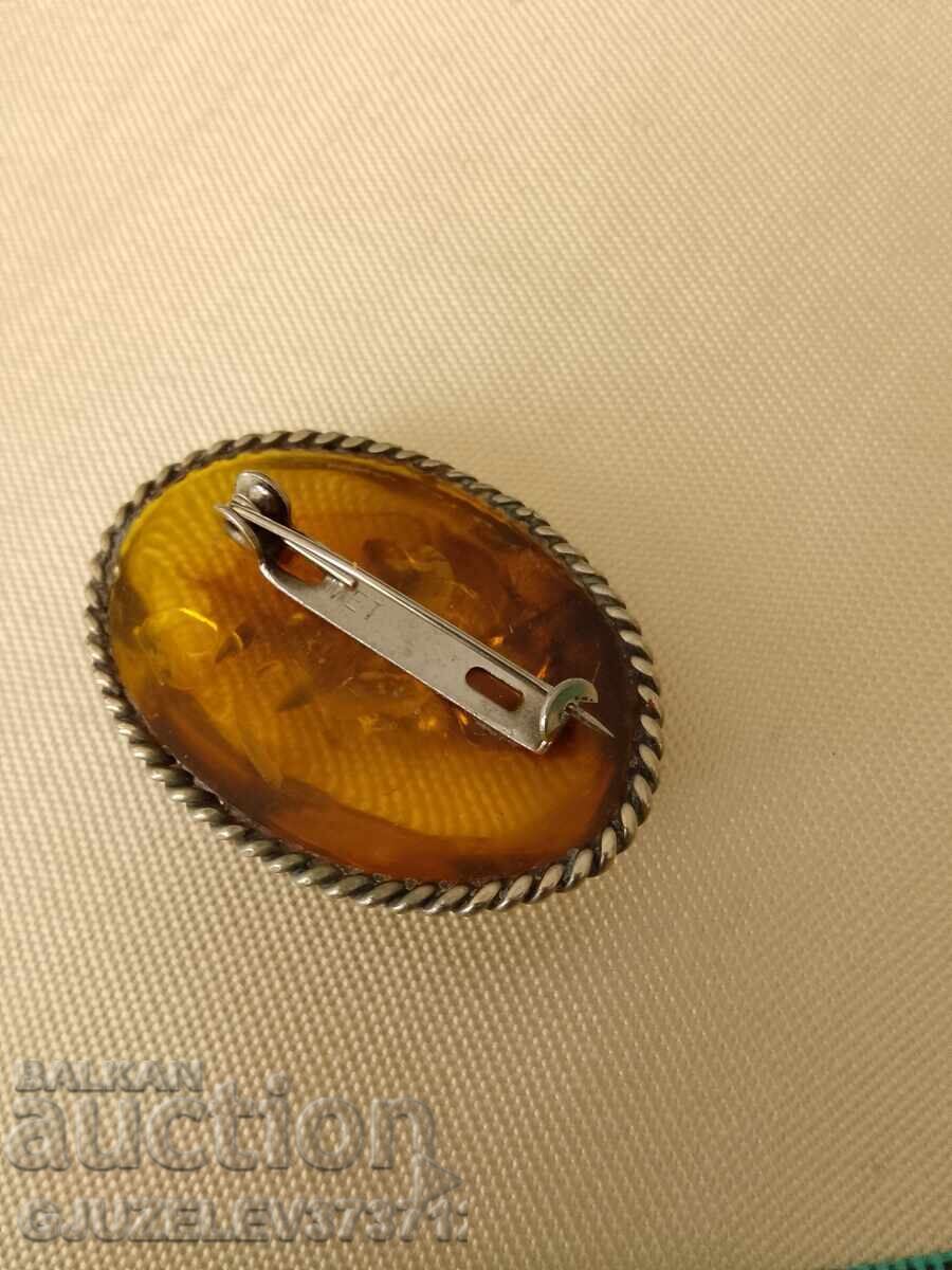 Auction Vintage retro brooch made of natural Russian amber Auction Vintage retro brooch made of natural Russian amber