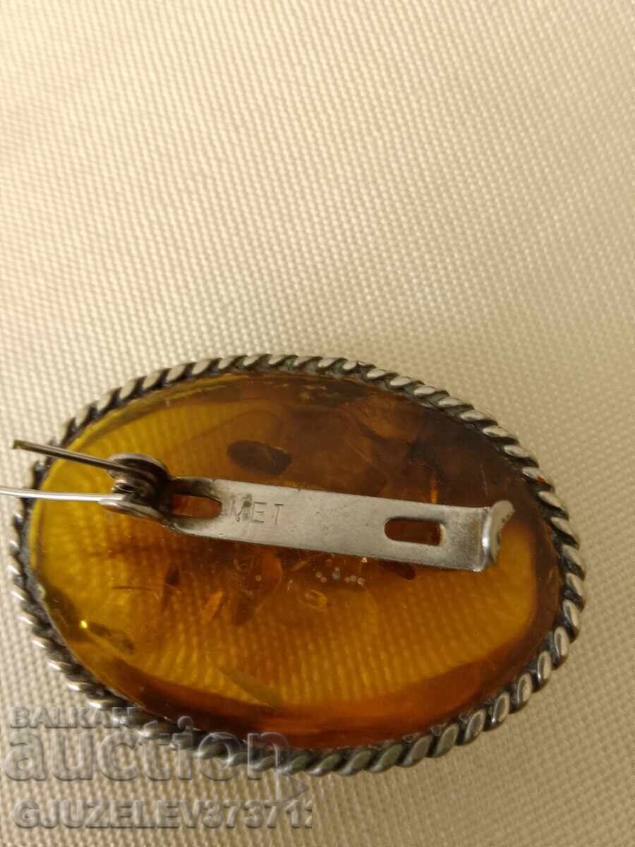 Delivery of Vintage retro brooch made of natural Russian amber Delivery of Vintage retro brooch made of natural Russian amber
