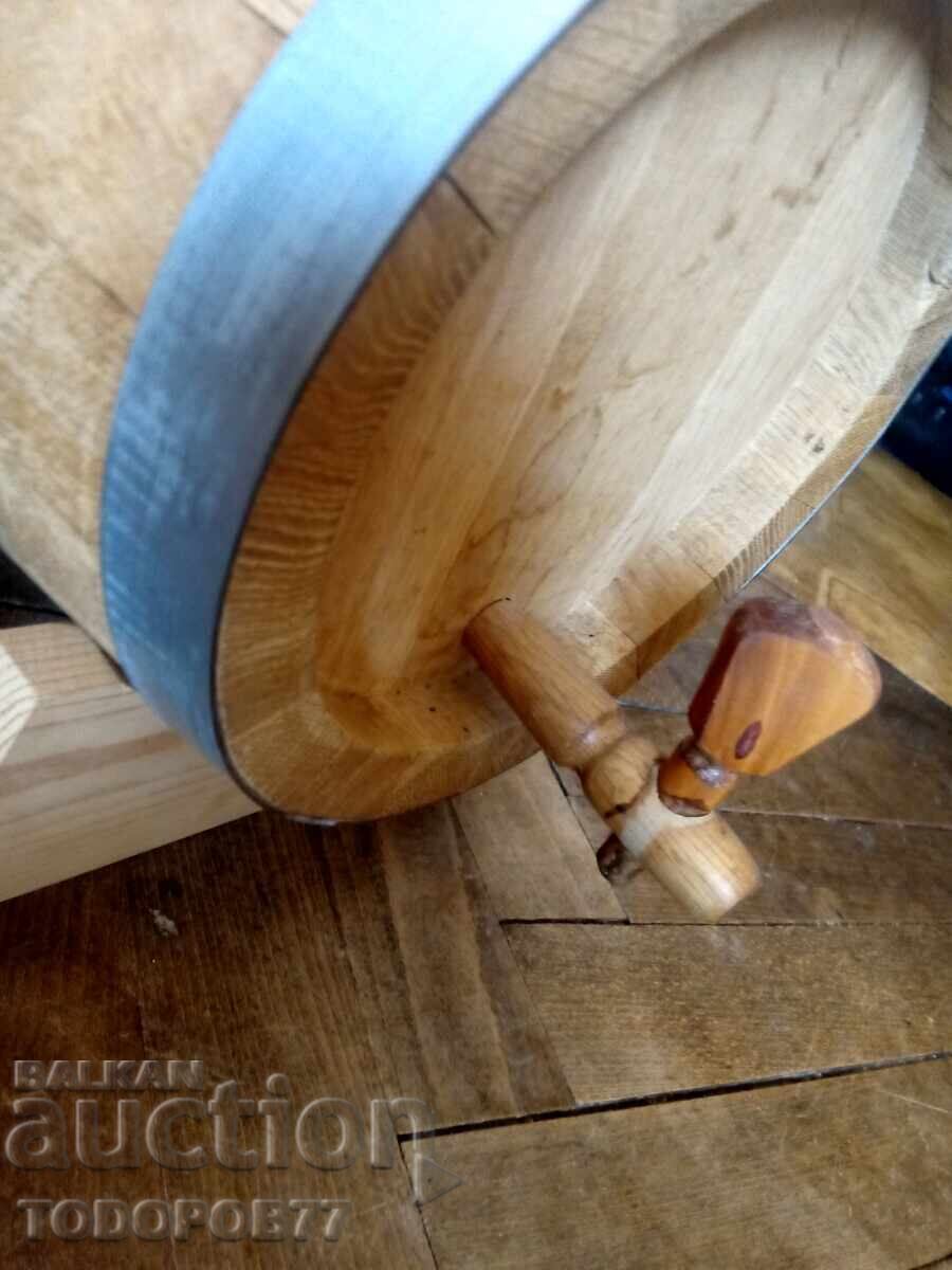 Δημοπρασία Βαρέλι για κρασί και ρακή Δημοπρασία Βαρέλι για κρασί και ρακή