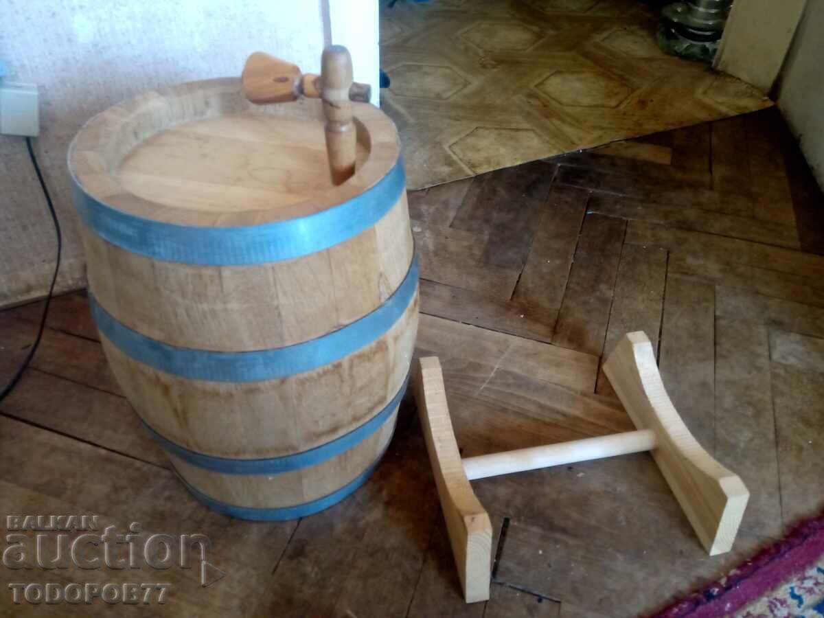 Παράδοση Βαρέλι για κρασί και ρακή Παράδοση Βαρέλι για κρασί και ρακή