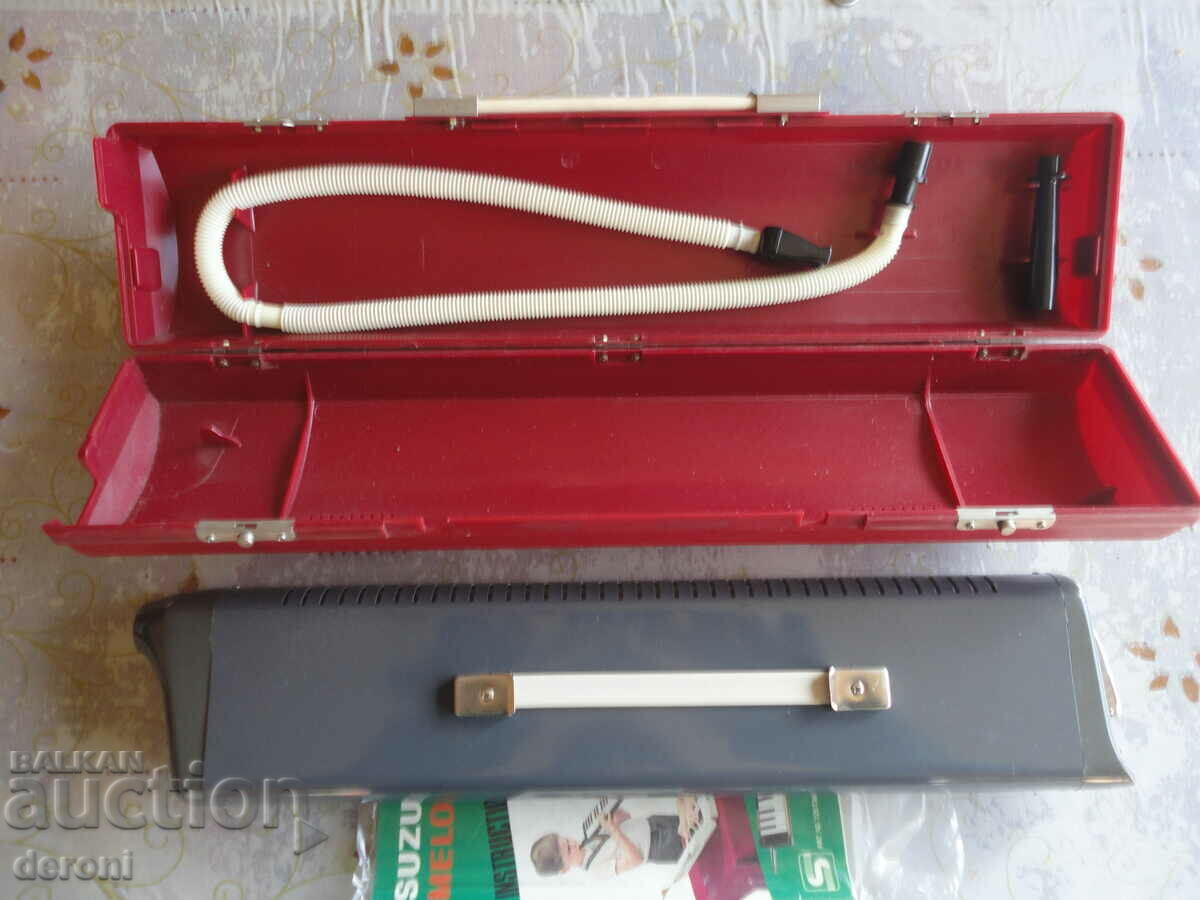 Доставка на Йоника Susuki Melodion A 32 мелодиум свирка Доставка на Йоника Susuki Melodion A 32 мелодиум свирка