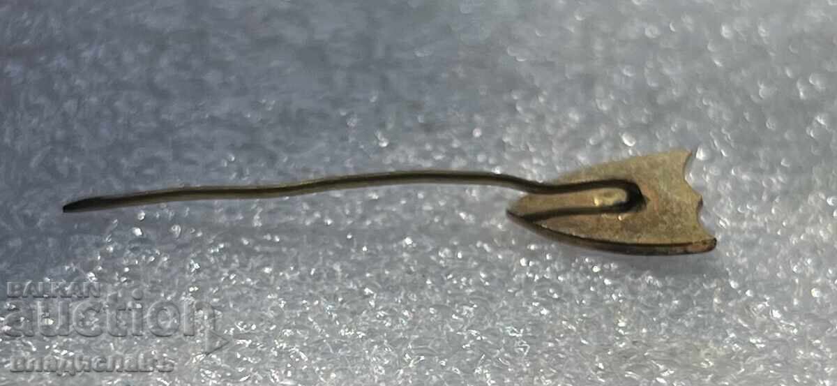 Vechi insignă de fotbal SPARTAK PLOVDIV cu preț € 28.12 | 55.00 BGN