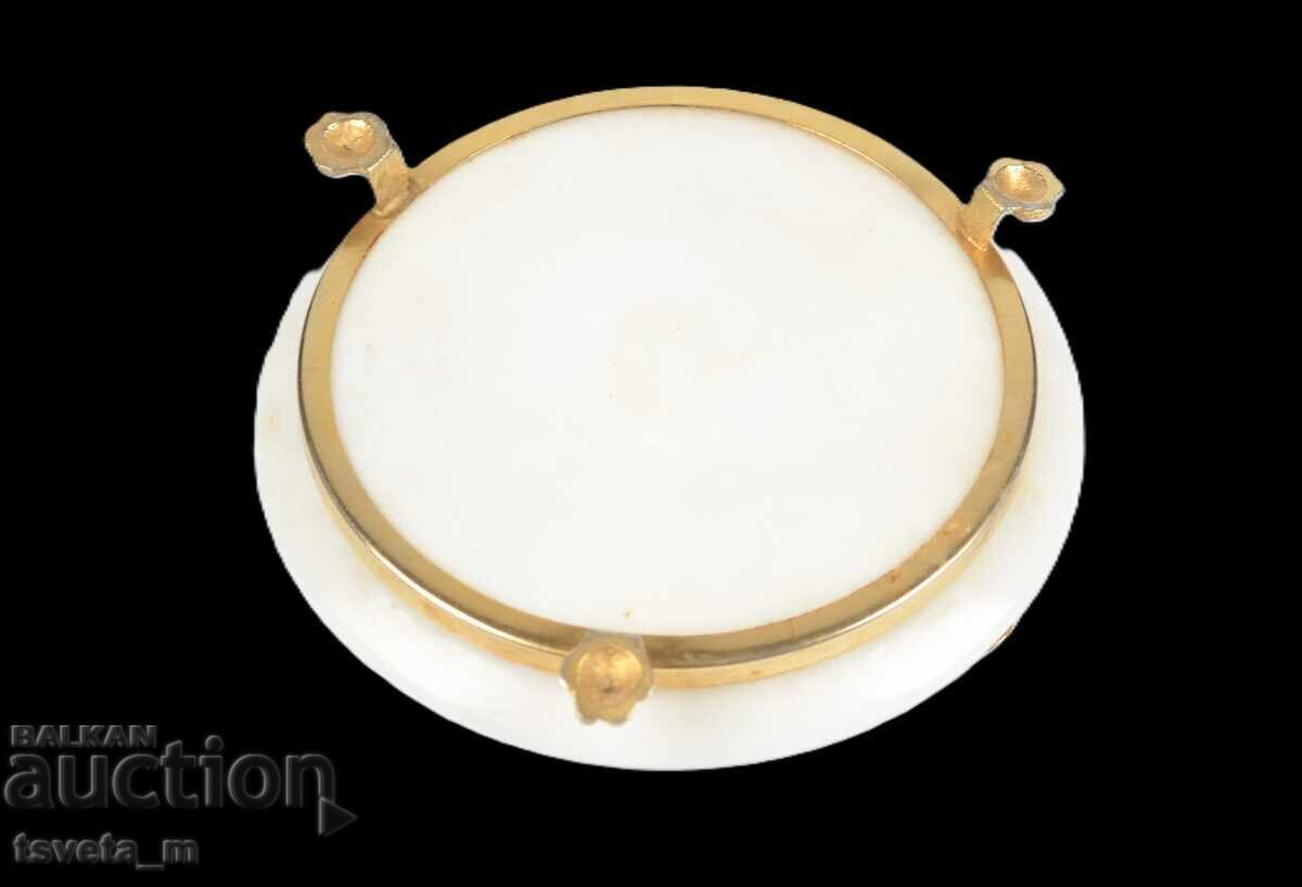 Δημοπρασία Λευκό μαρμάρινο σταχτοδοχείο MineralSouvenir σοσιαλιστικό 70s