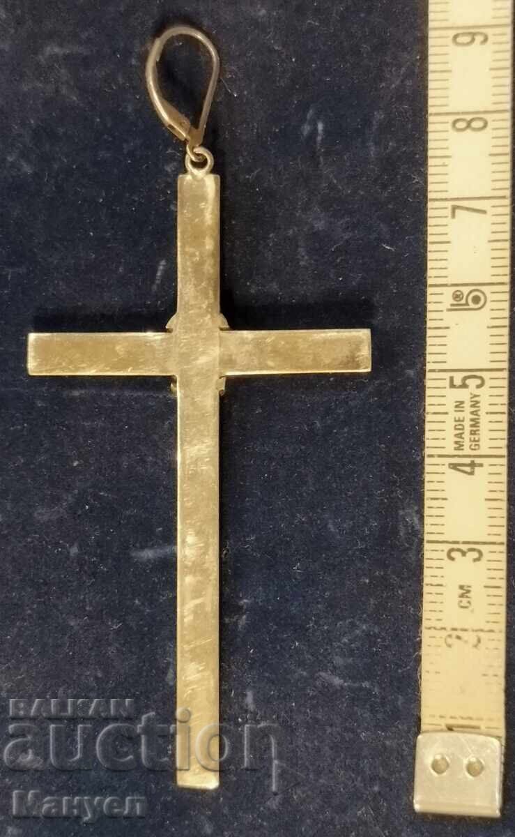 Παράδοση Σχεδιασμένος ασημένιος σταυρός, μενταγιόν, μενταγιόν