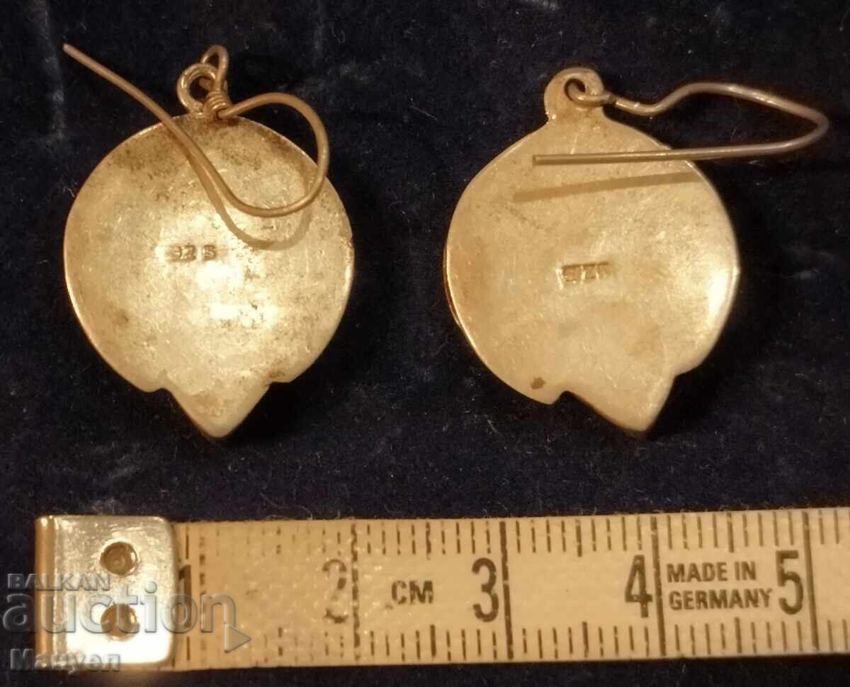 Сребърни обици с ахат. с цена 39.90 лв. | € 20.40