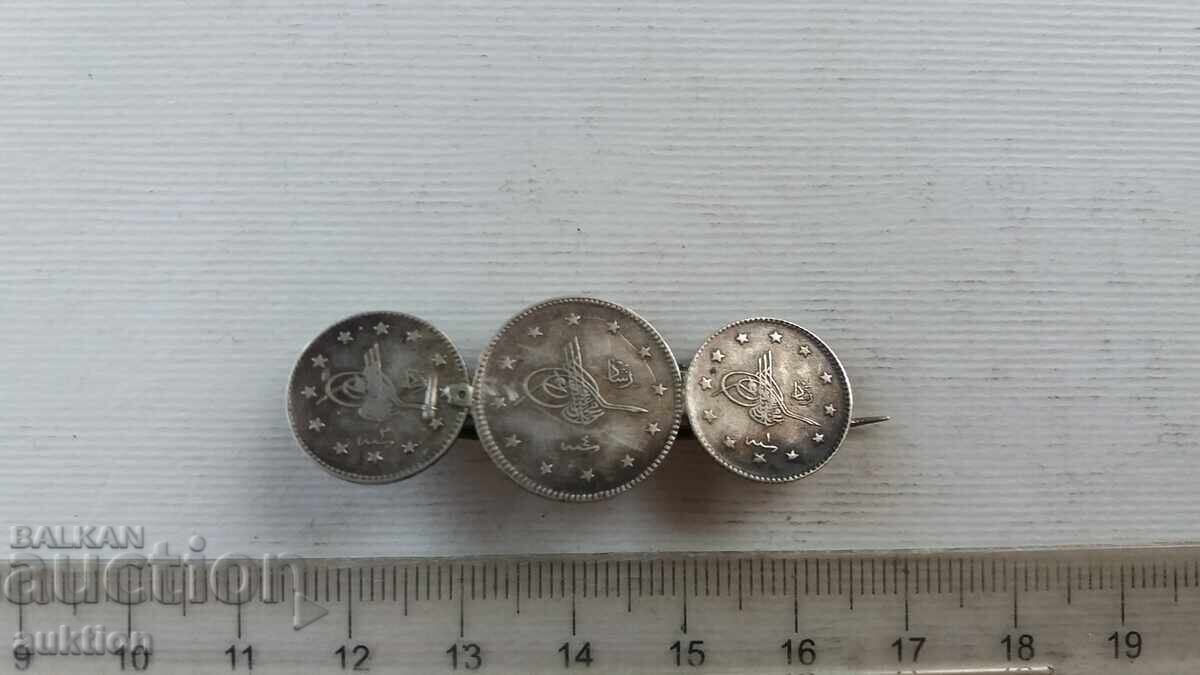 Delivery of Silver brooch with Ottoman coins Delivery of Silver brooch with Ottoman coins