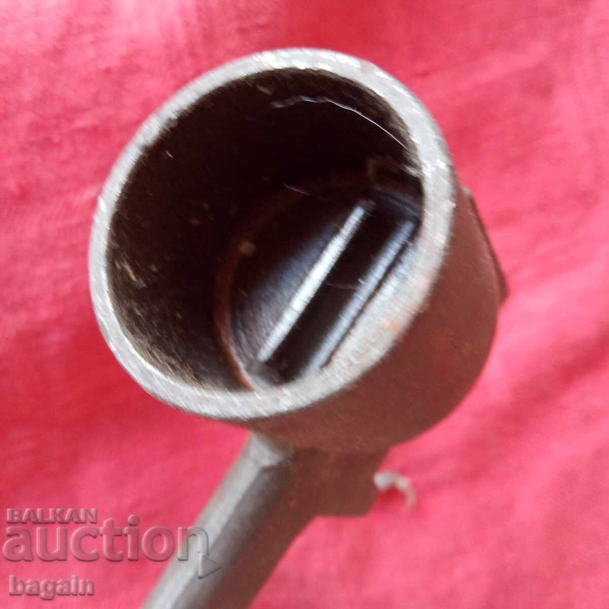 Втора световна война. Ключ за тежка картечница. - 6