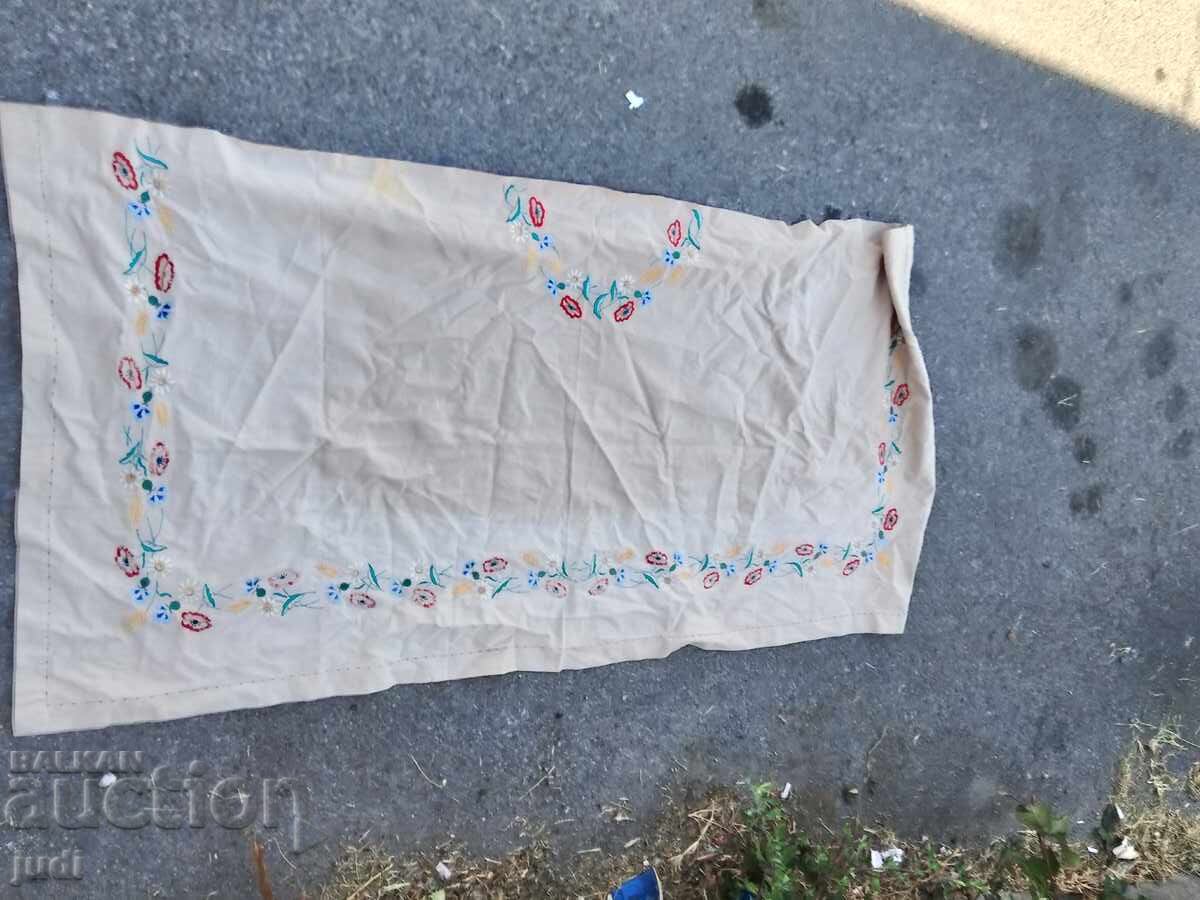 Embroidery tablecloth - 7 Embroidery tablecloth - 7