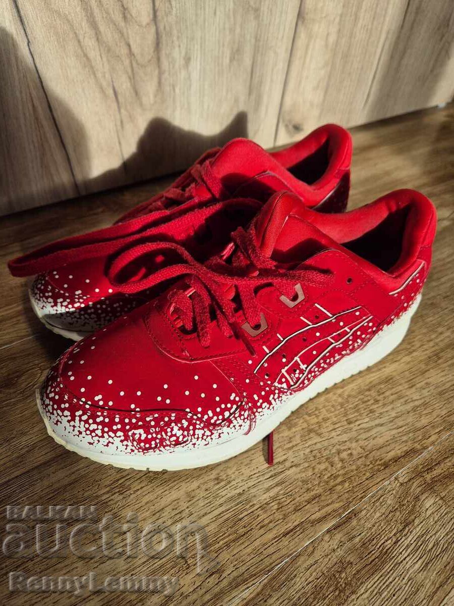 Asics, rare model women's sneakers with price 45.00 BGN | € 23.01