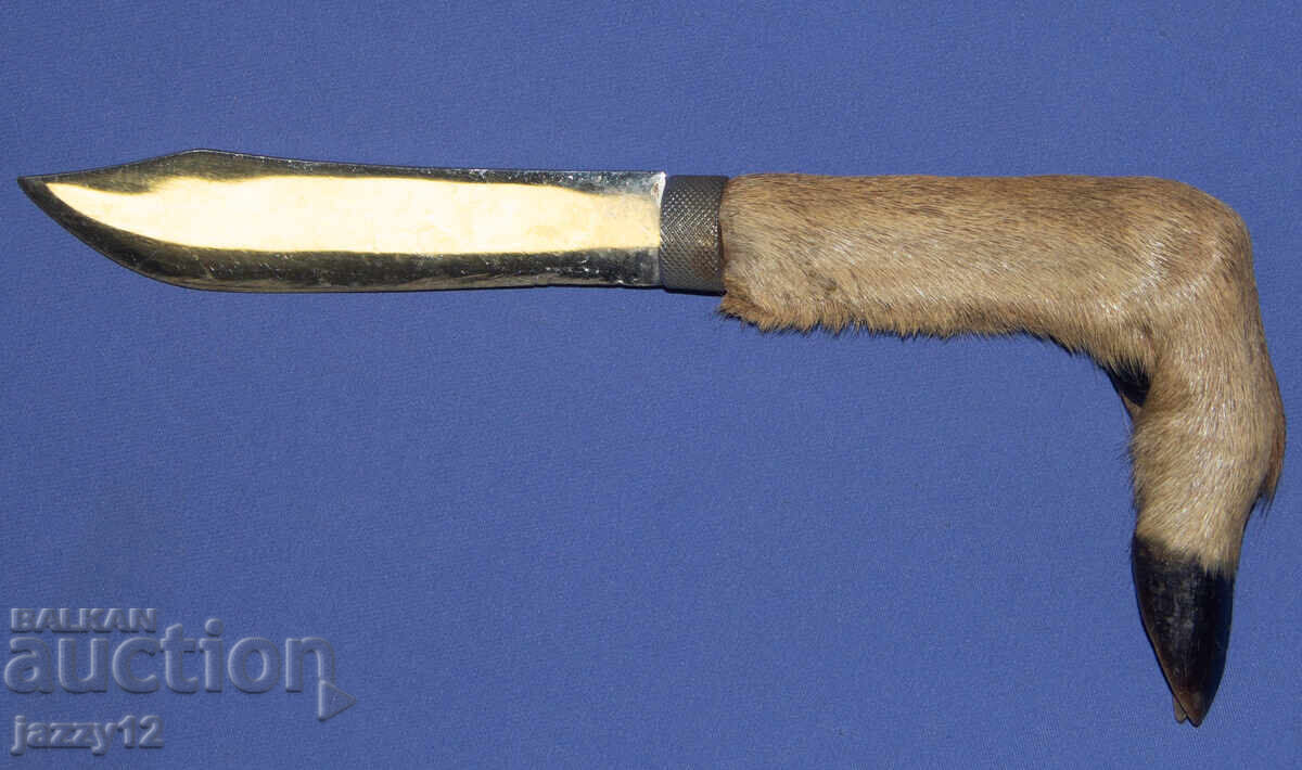 Delivery of Solid hunting knife with a hoof handle