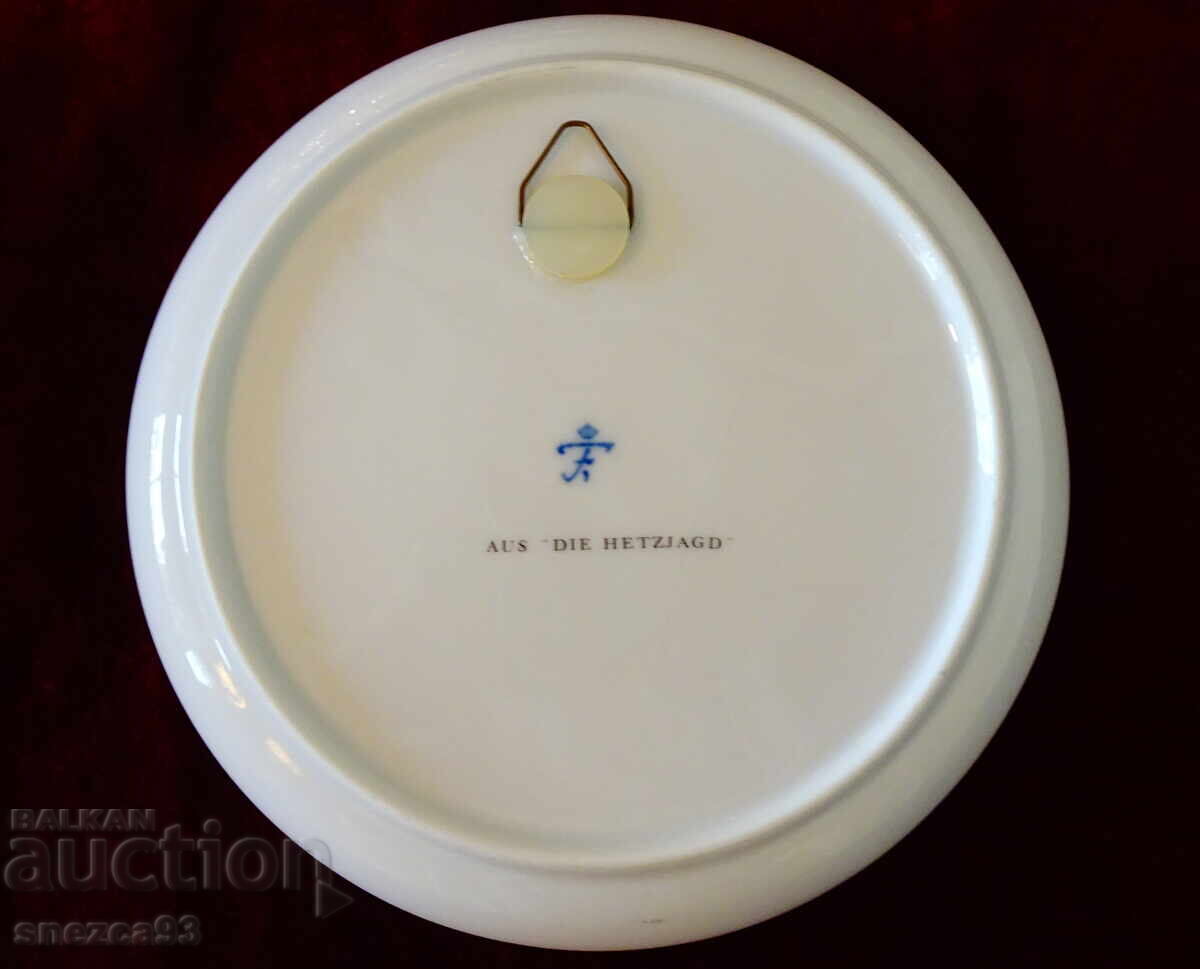 Golden Fürstenberg porcelain plate with a hunting scene - 5