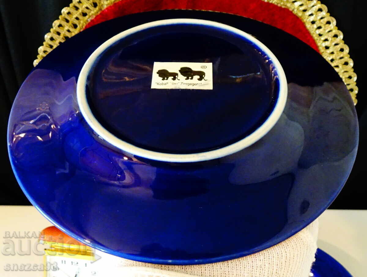 Доставка на Чиния баварски порцелан,злато,кобалт,пауни. Доставка на Чиния баварски порцелан,злато,кобалт,пауни.