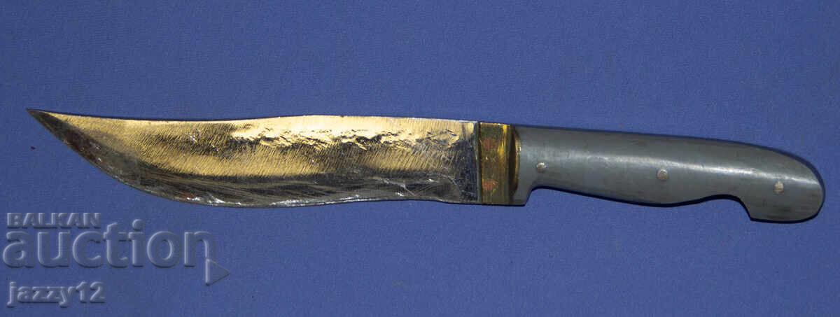 Παράδοση Στιβαρό χειροποίητο κυνηγετικό μαχαίρι με ξύλινη λαβή