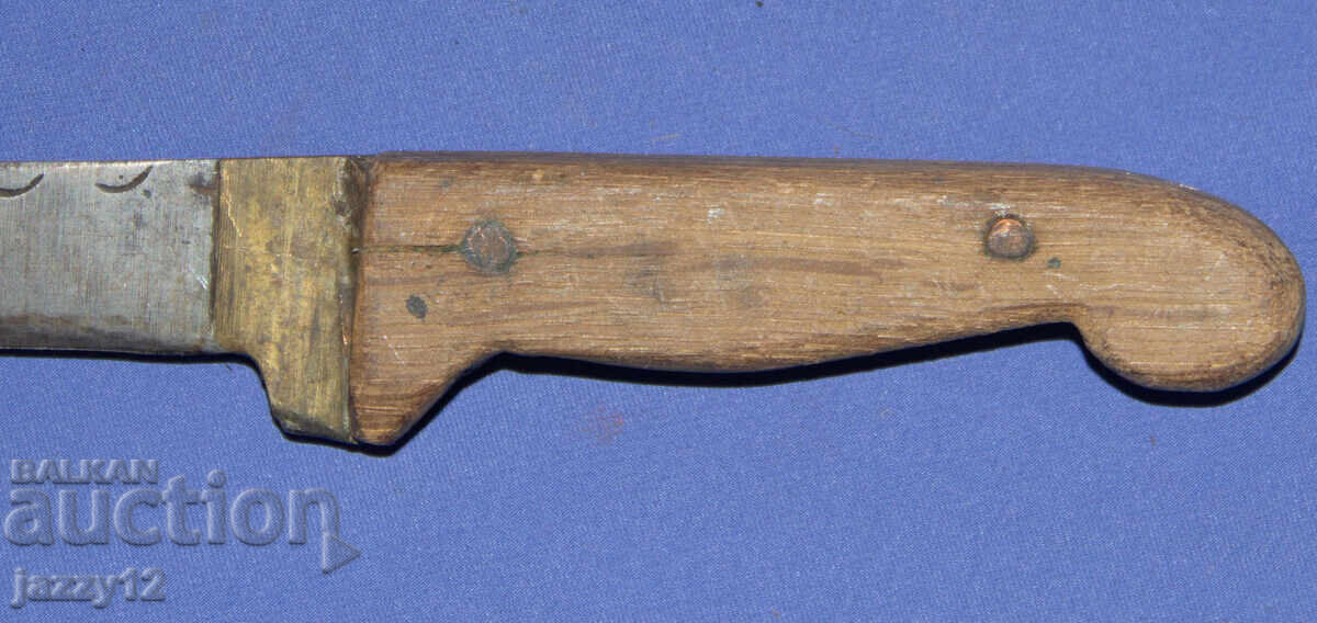 Solid handmade hunting knife with a wooden handle - 6 Solid handmade hunting knife with a wooden handle - 6