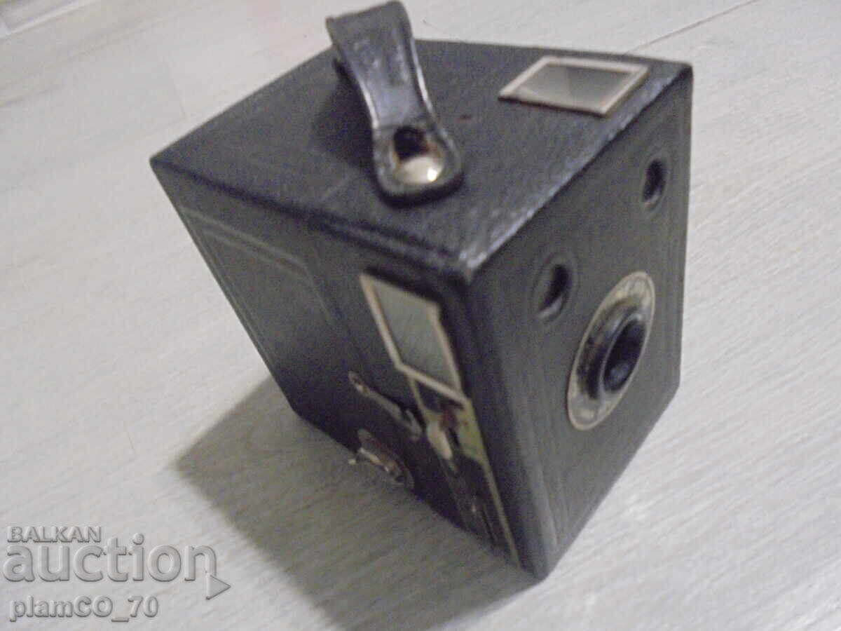 №*8274 Αντίκα φωτογραφική μηχανή Kodak Six-20 Brownie Junior №*8274 Αντίκα φωτογραφική μηχανή Kodak Six-20 Brownie Junior