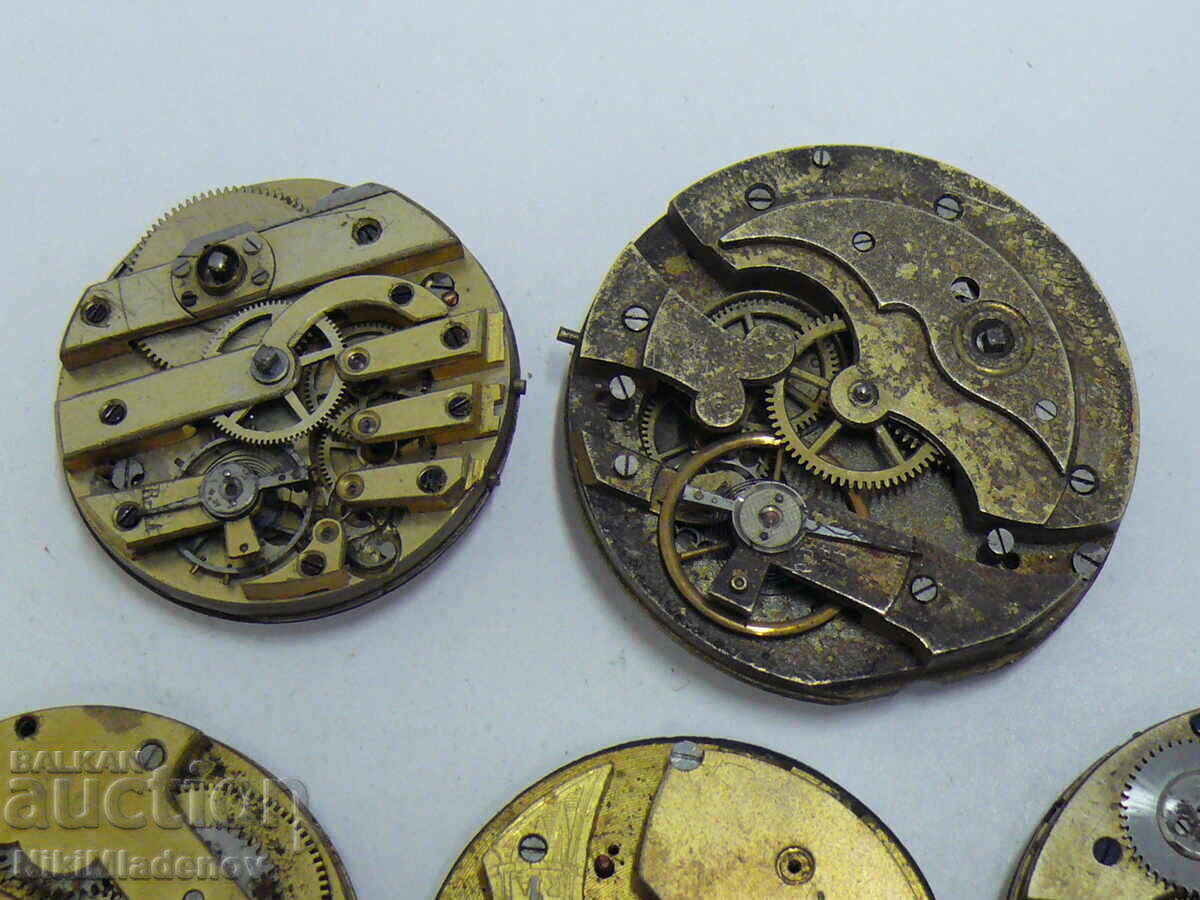 Lot of pocket watch movements with price 25.00 BGN | € 12.78