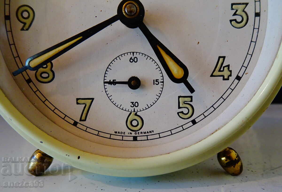 German mechanical watch, alarm clock Mauthe with price 67.00 BGN | € 34.26 German mechanical watch, alarm clock Mauthe with price 67.00 BGN | € 34.26