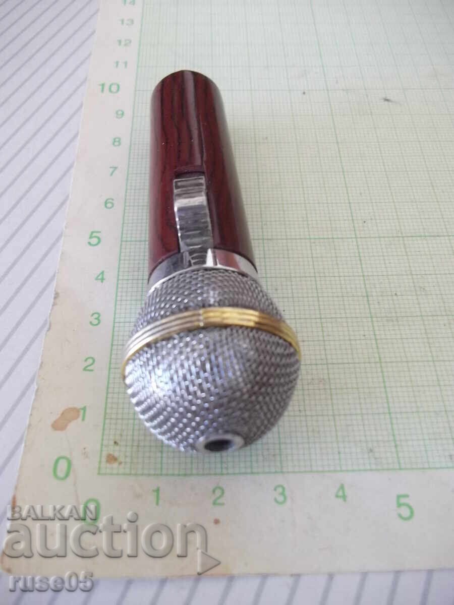 Delivery of Gas lighter "Microphone" piezoelectric with soft flame working Delivery of Gas lighter "Microphone" piezoelectric with soft flame working