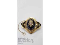 Broșă de aur unică și frumoasă cu perle, agat și email - 14 car