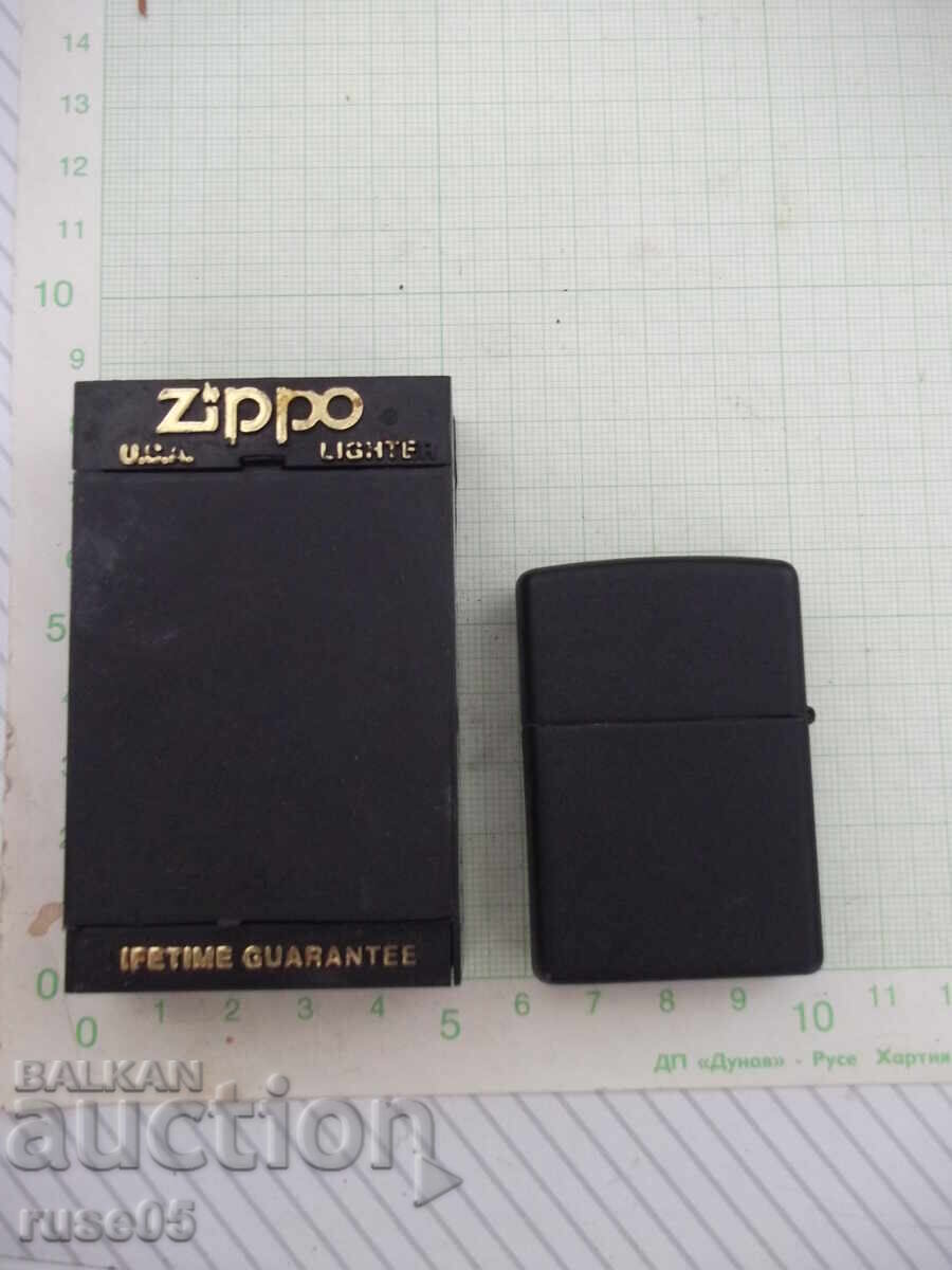 Zippo petrol lighter, black, with working flint