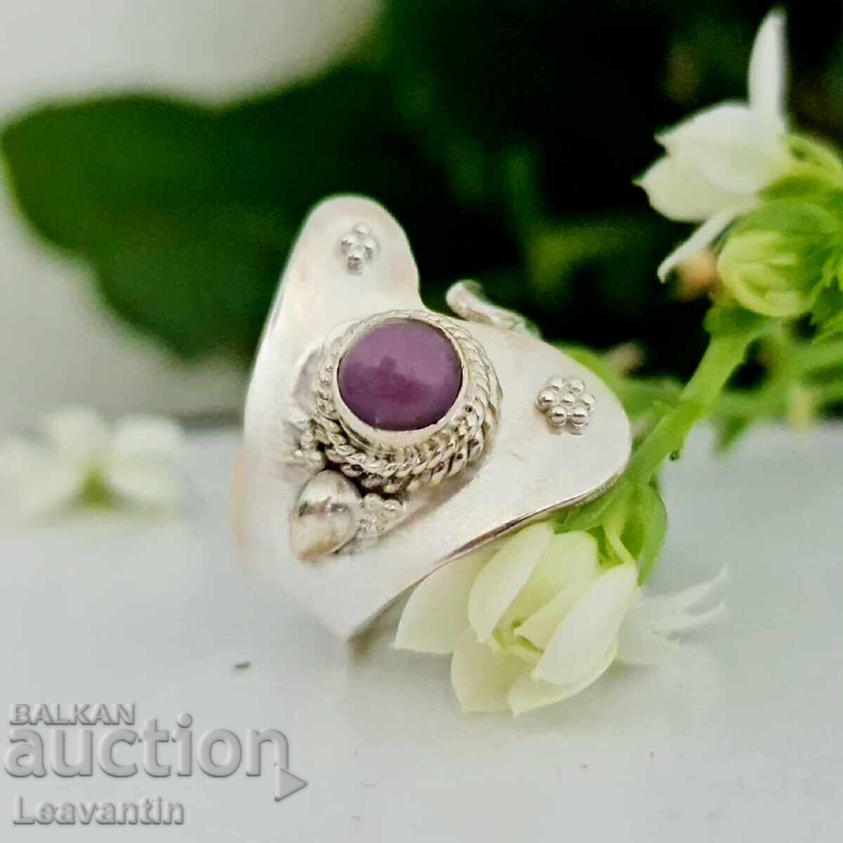 Регулируем сребърен пръстен с Фосфосидерит