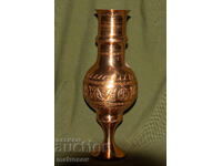 Vază solidă din cupru, lucrată manual