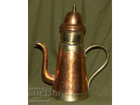 Ceainic solid din cupru, lucrat manual