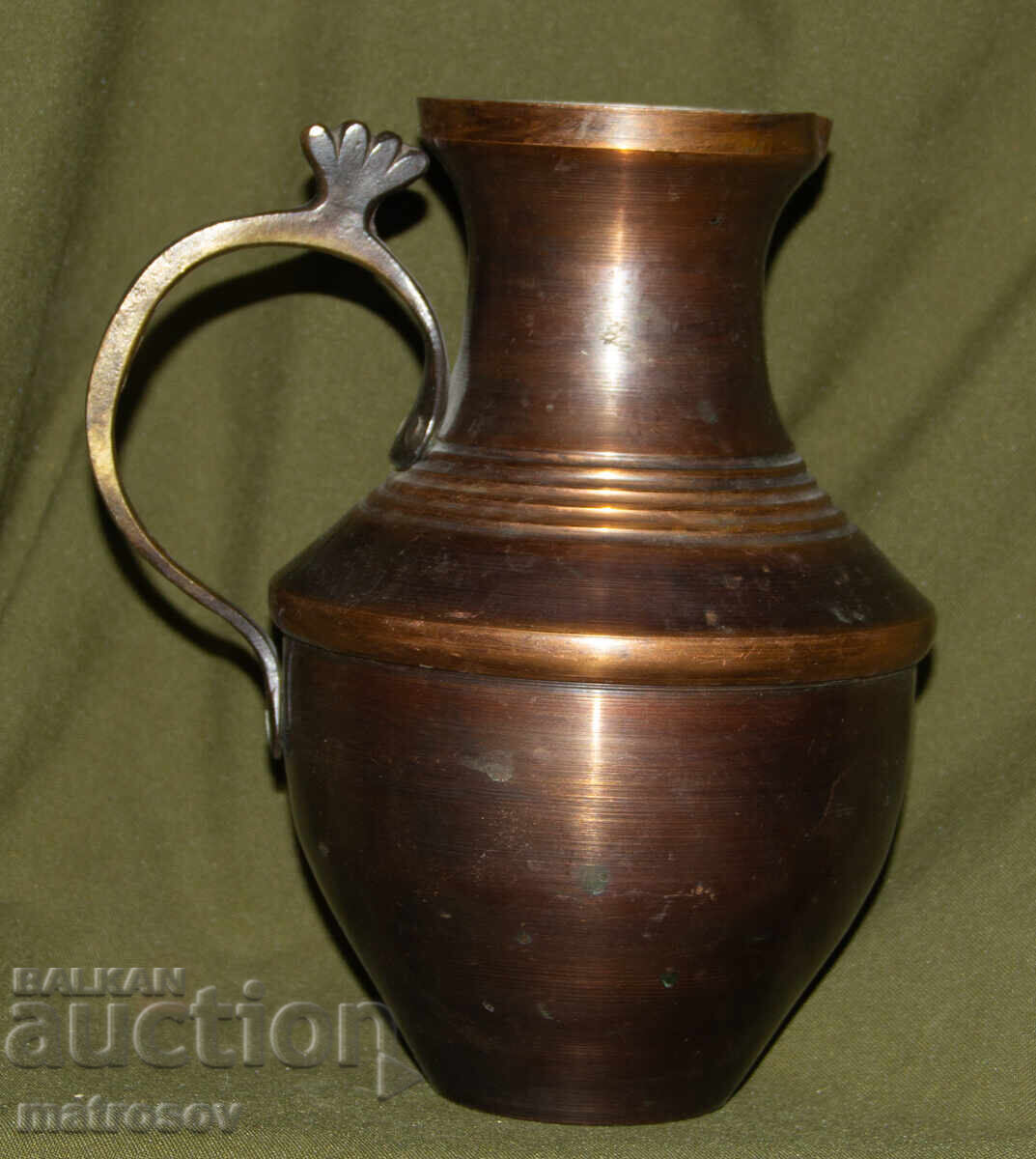Livrarea Cană solidă din cupru, lucrată manual