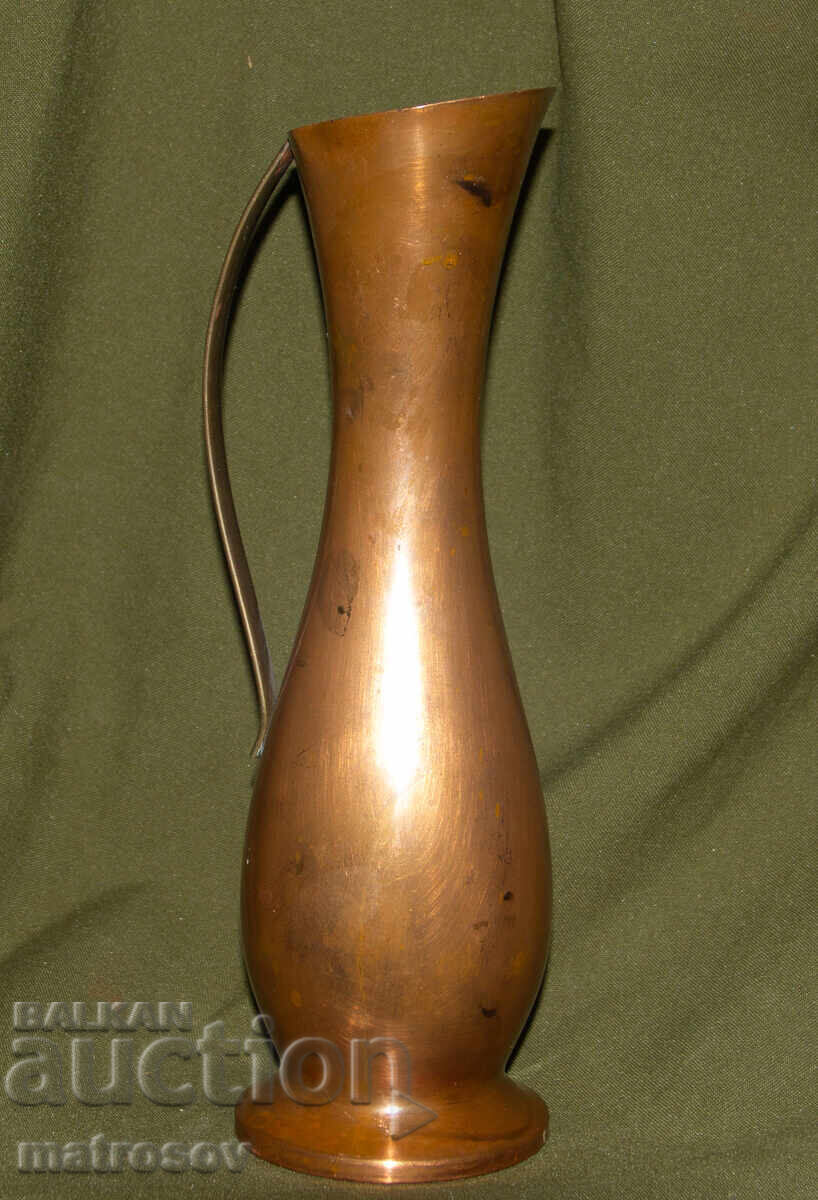 Cana / vază solidă din cupru, lucrată manual