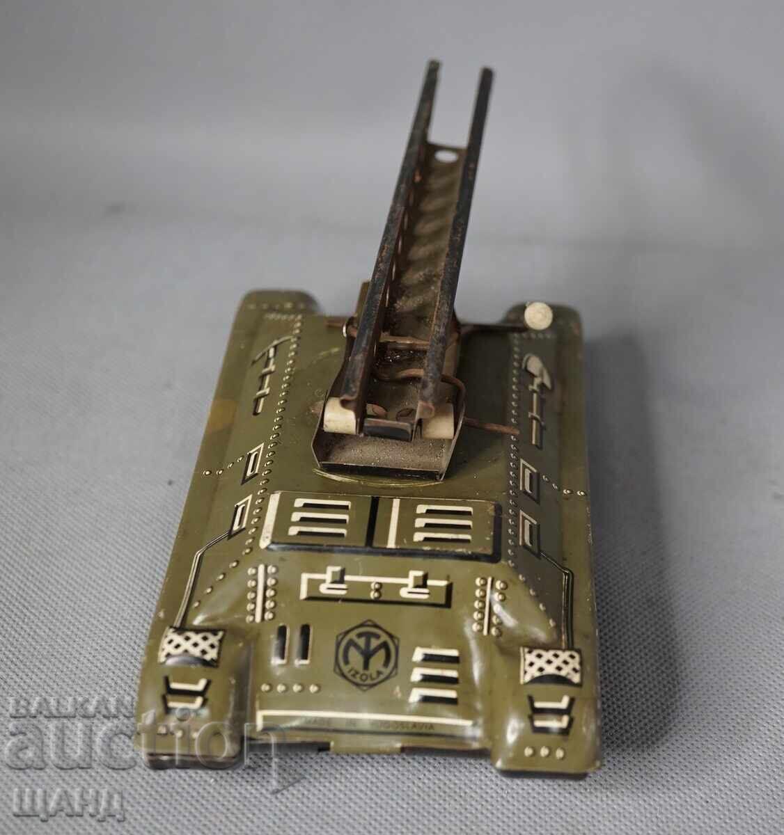 Delivery of Yugoslavia Old Metal Sheet Toy Model Tank