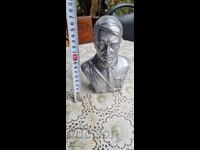 Bust. Sculptură. Hitler